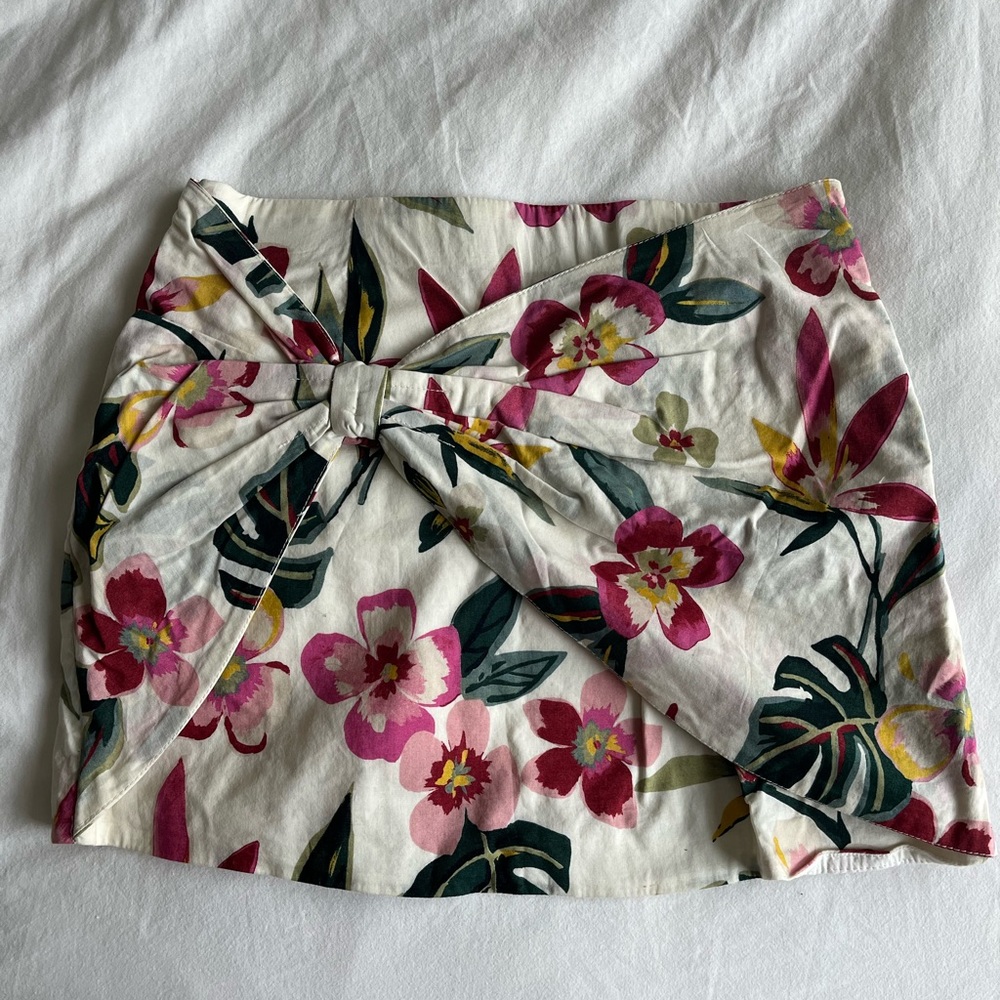 Floral Zara Mini-Skirt
